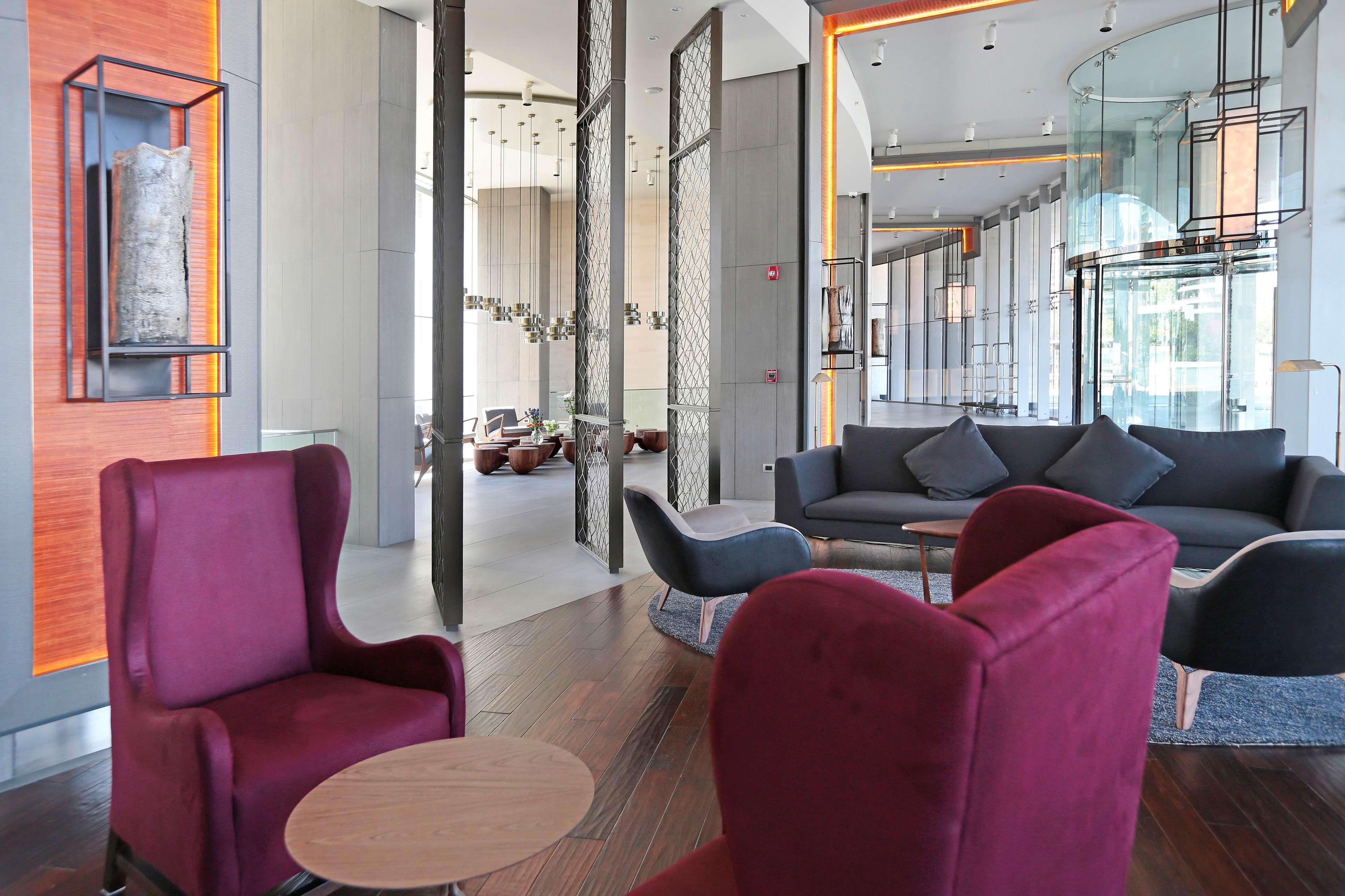 Doubletree By Hilton Santiago Kennedy, Chile Hotell Exteriör bild