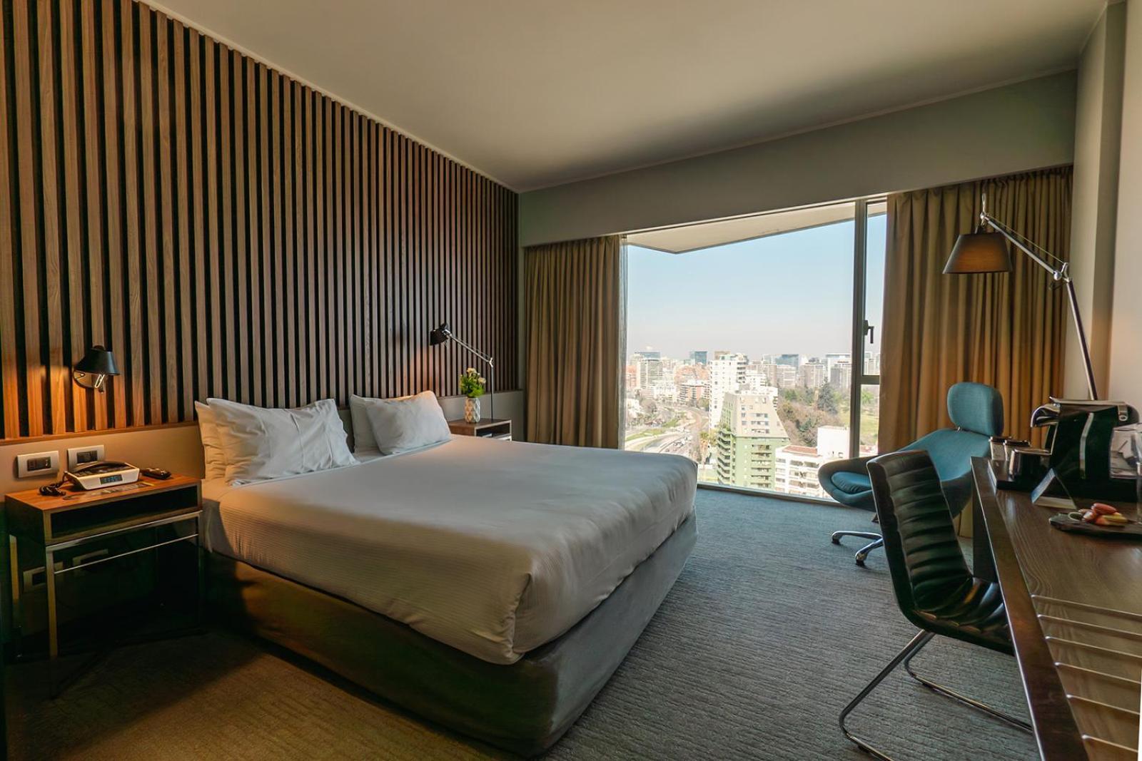 Doubletree By Hilton Santiago Kennedy, Chile Hotell Exteriör bild