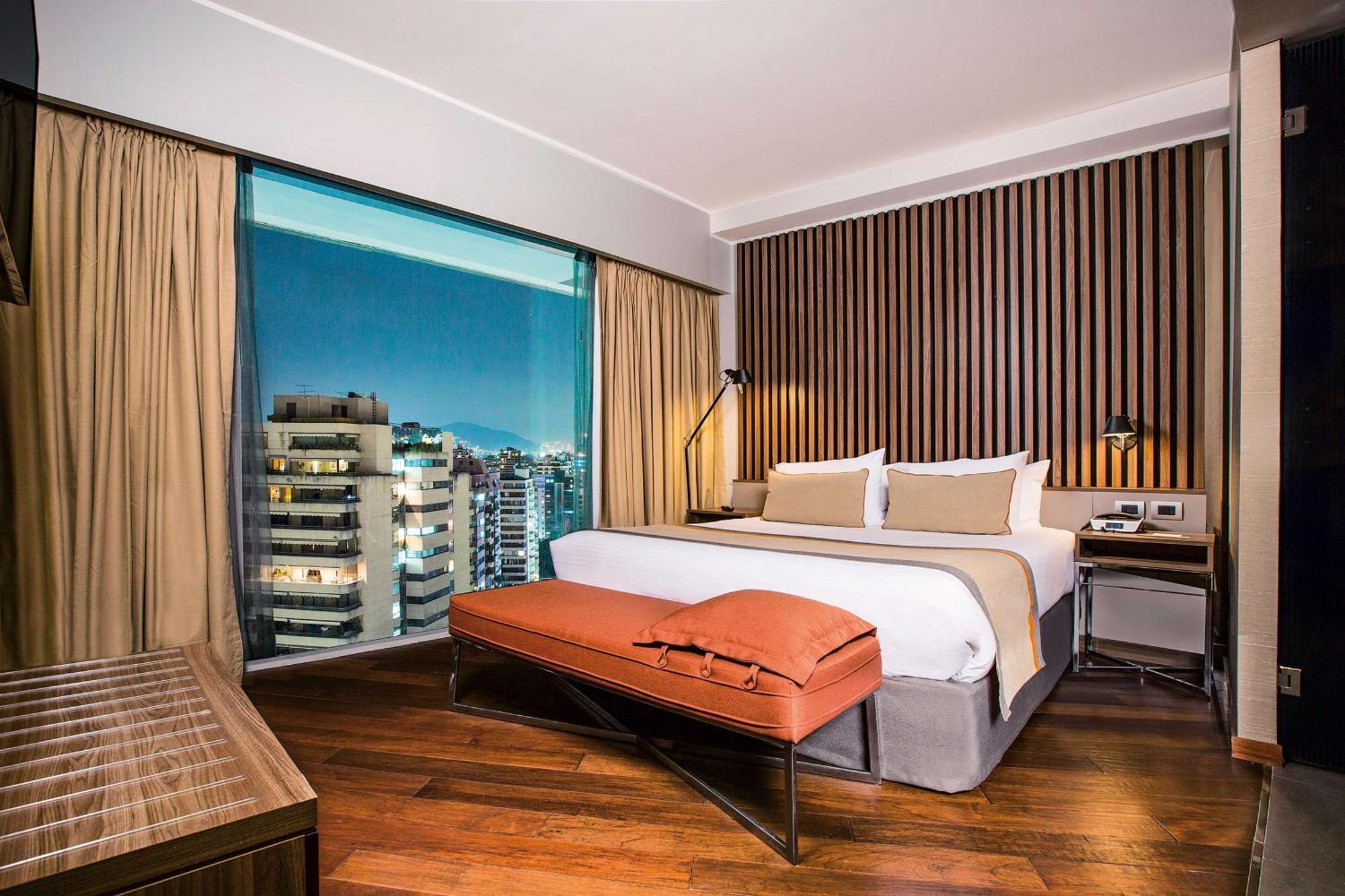 Doubletree By Hilton Santiago Kennedy, Chile Hotell Exteriör bild
