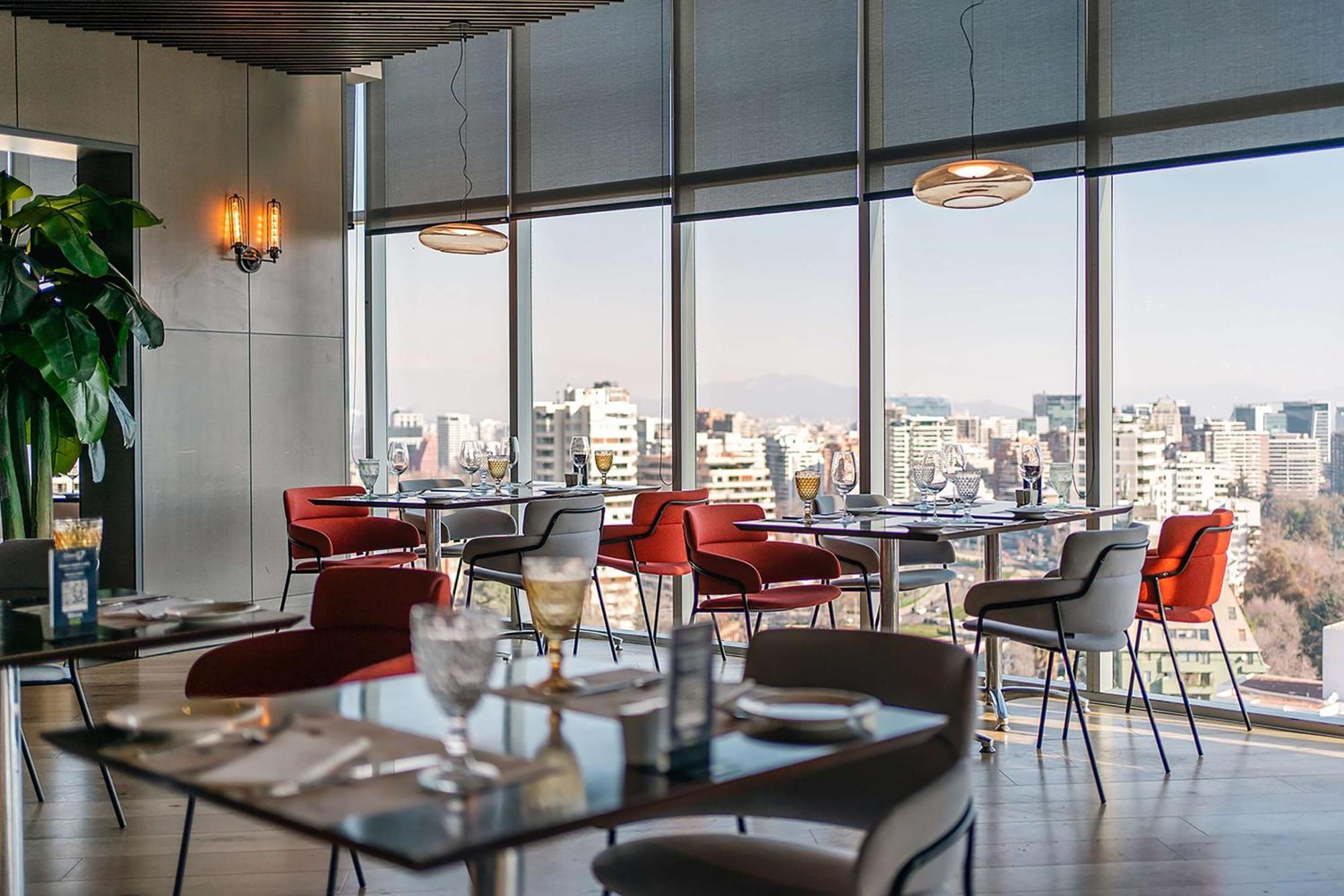 Doubletree By Hilton Santiago Kennedy, Chile Hotell Exteriör bild