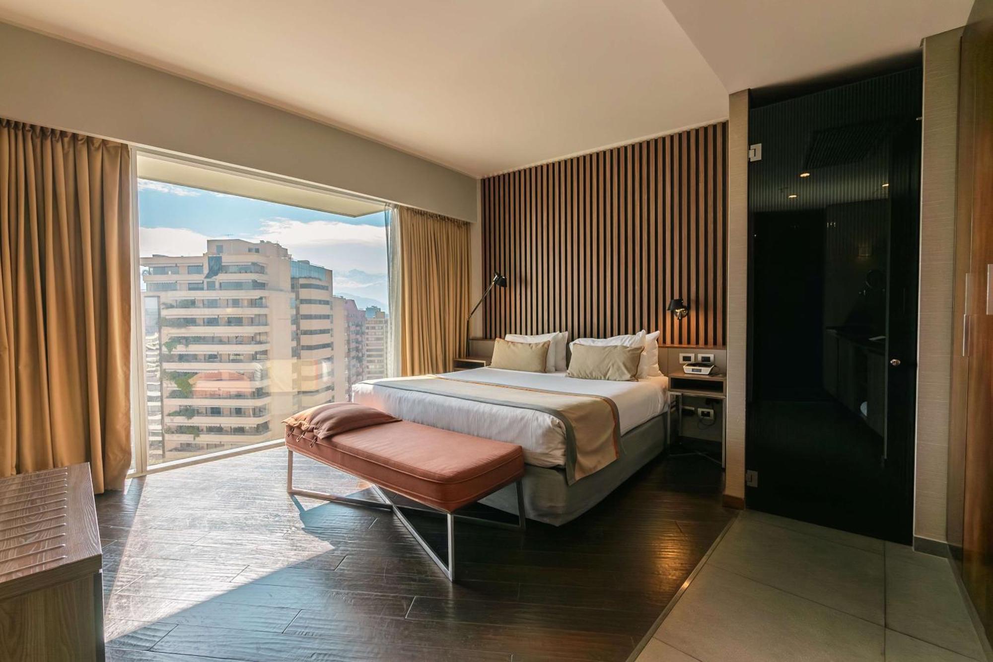Doubletree By Hilton Santiago Kennedy, Chile Hotell Exteriör bild