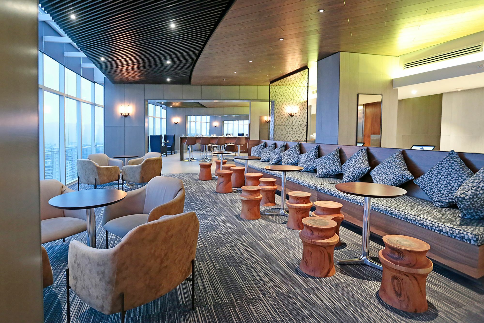 Doubletree By Hilton Santiago Kennedy, Chile Hotell Exteriör bild